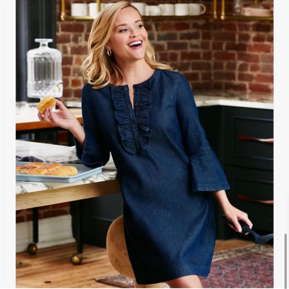 Draper James denim chambray dress ruffle neck & bell sleeve detail NEW NWT Sz 10
